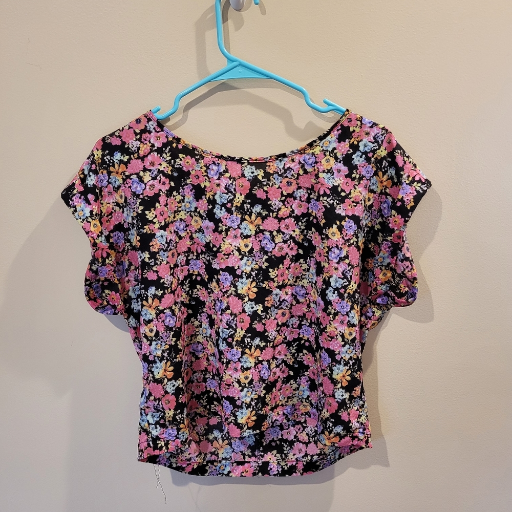 Cute Floral Top
